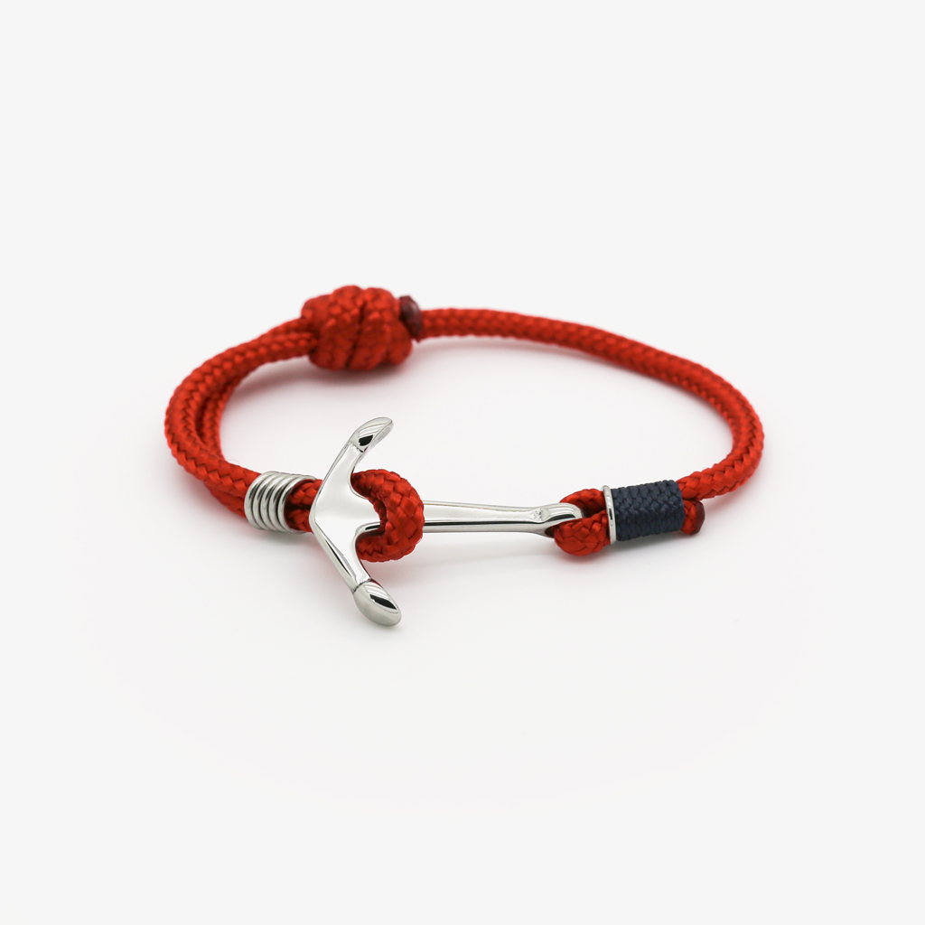 Bracelet enfant en corde rouge avec attache ancre marine – vue produit sur fond blanc – Monzémaré